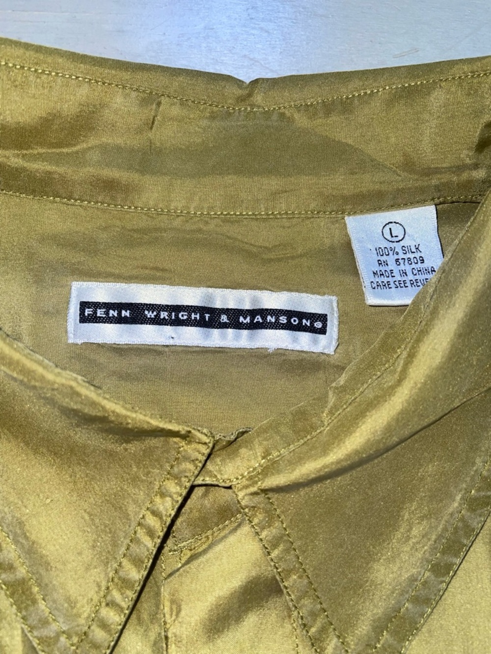 Fenn Wright Manson Men’s 100% Silk Button Down Long Sleeve Shirt L Olive Vtg - Picture 2 of 7